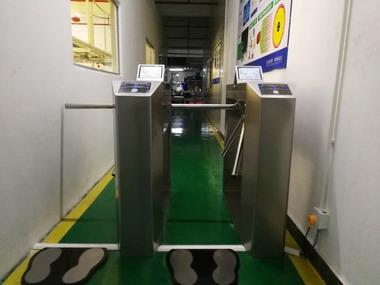 ESD斜角帶屏 深圳洲明科技 (4).jpg