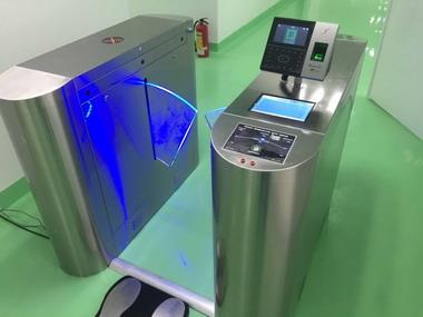 ESD圓邊帶屏+人臉識別  宜特（深圳）檢測技術有限公司 (4).jpg